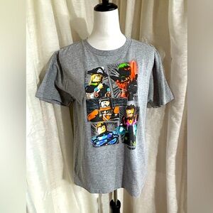 Roblox t-shirt for a fun time